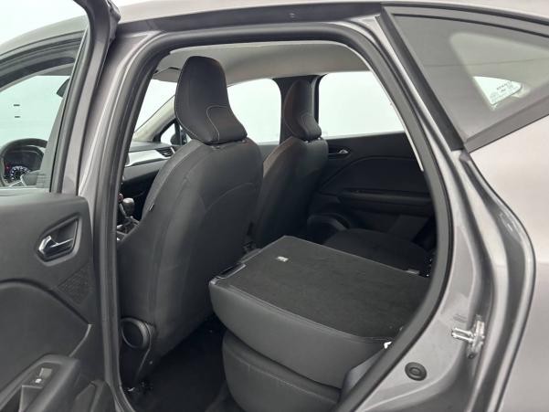 Vente en ligne Renault Captur  Blue dCi 95 au prix de 16 870 €
