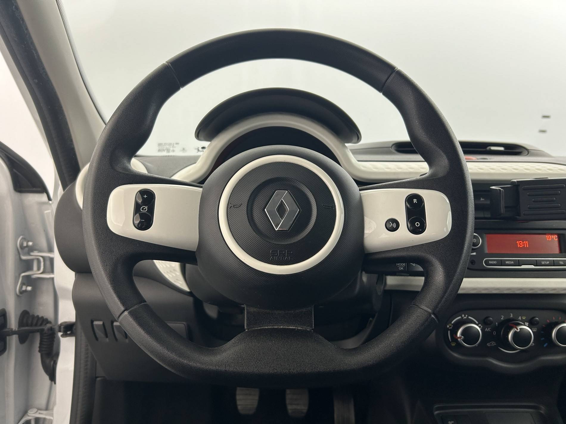 Vente en ligne Renault Twingo 3  SCe 65 - 21 au prix de 10 990 €