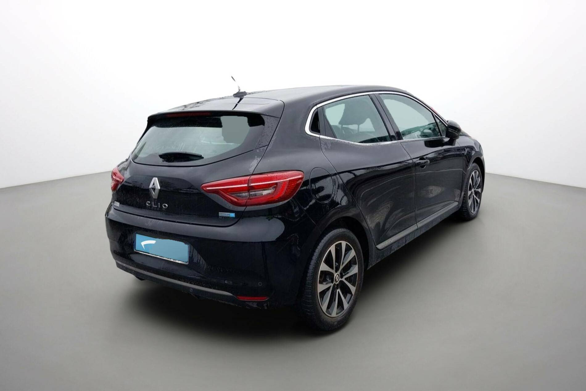 Vente en ligne Renault Clio 5 Clio E-Tech 140 au prix de 16 890 €