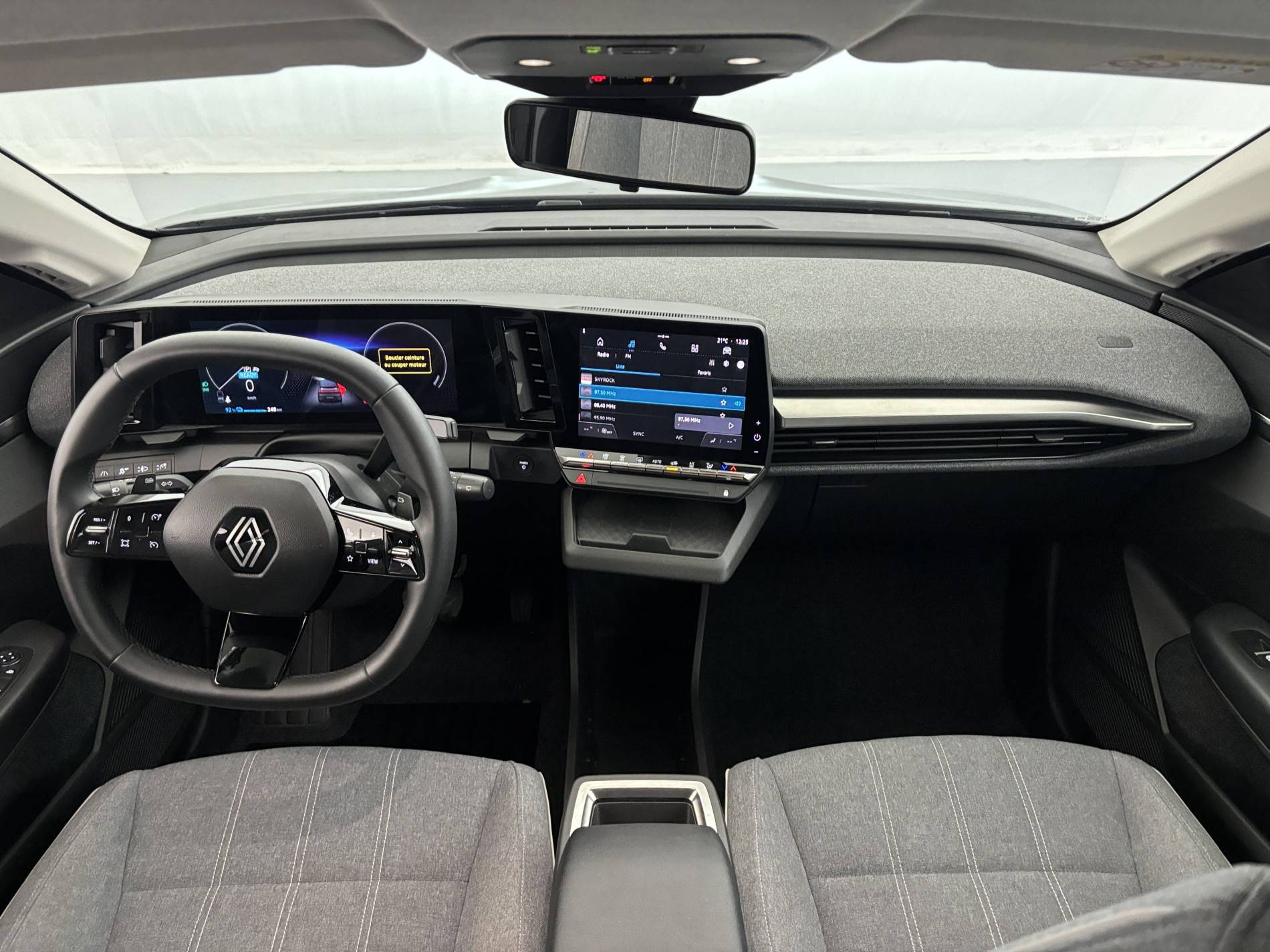 Vente en ligne Renault Megane E-Tech  EV40 130ch standard charge au prix de 21 990 €