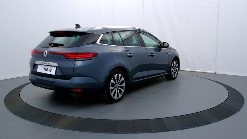 Vente en ligne Renault Megane 4  Blue dCi 115 EDC au prix de 23 990 €