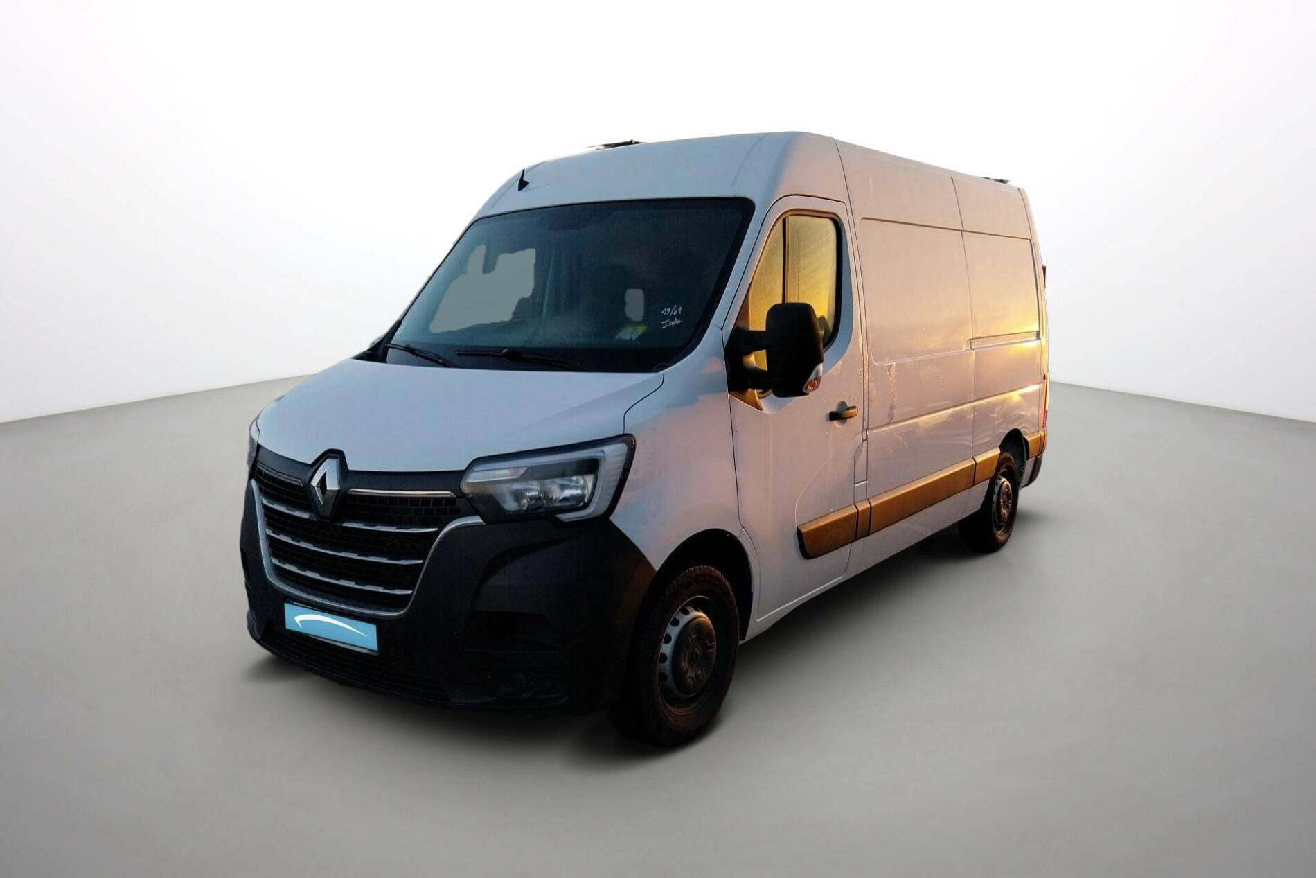 Renault Master Fourgon MASTER FGN TRAC F3500 L2H2 BLUE DCI 150 occasion de 2023 en vente à Auray