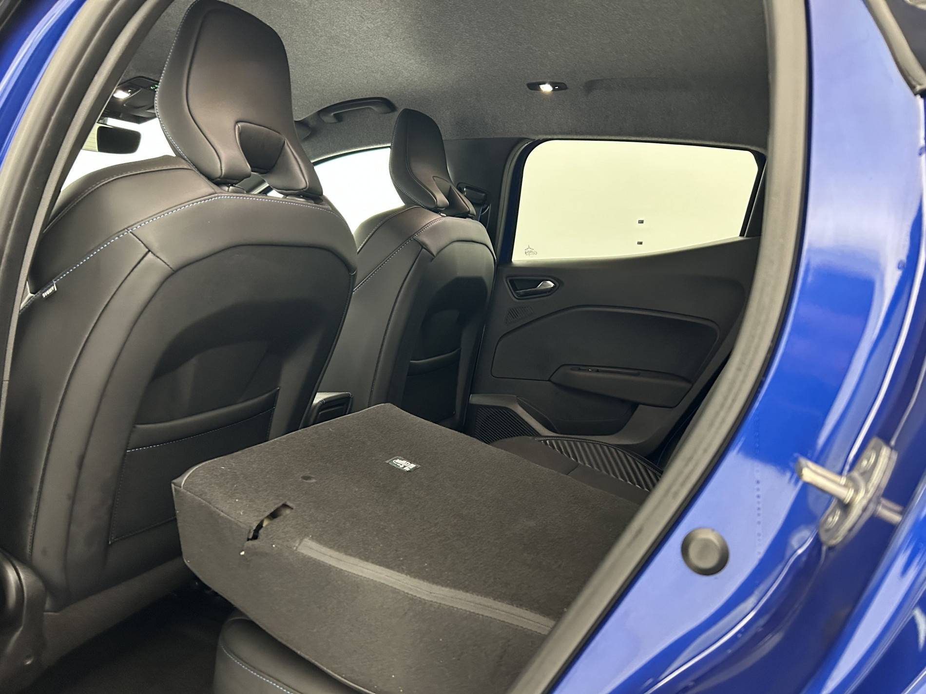 Vente en ligne Renault Clio 5 Clio E-Tech full hybrid 145 au prix de 22 370 €