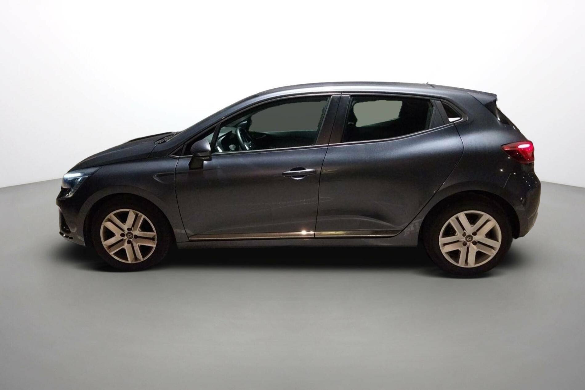 Vente en ligne Renault Clio 5 Clio TCe 90 - 21N au prix de 13 390 €