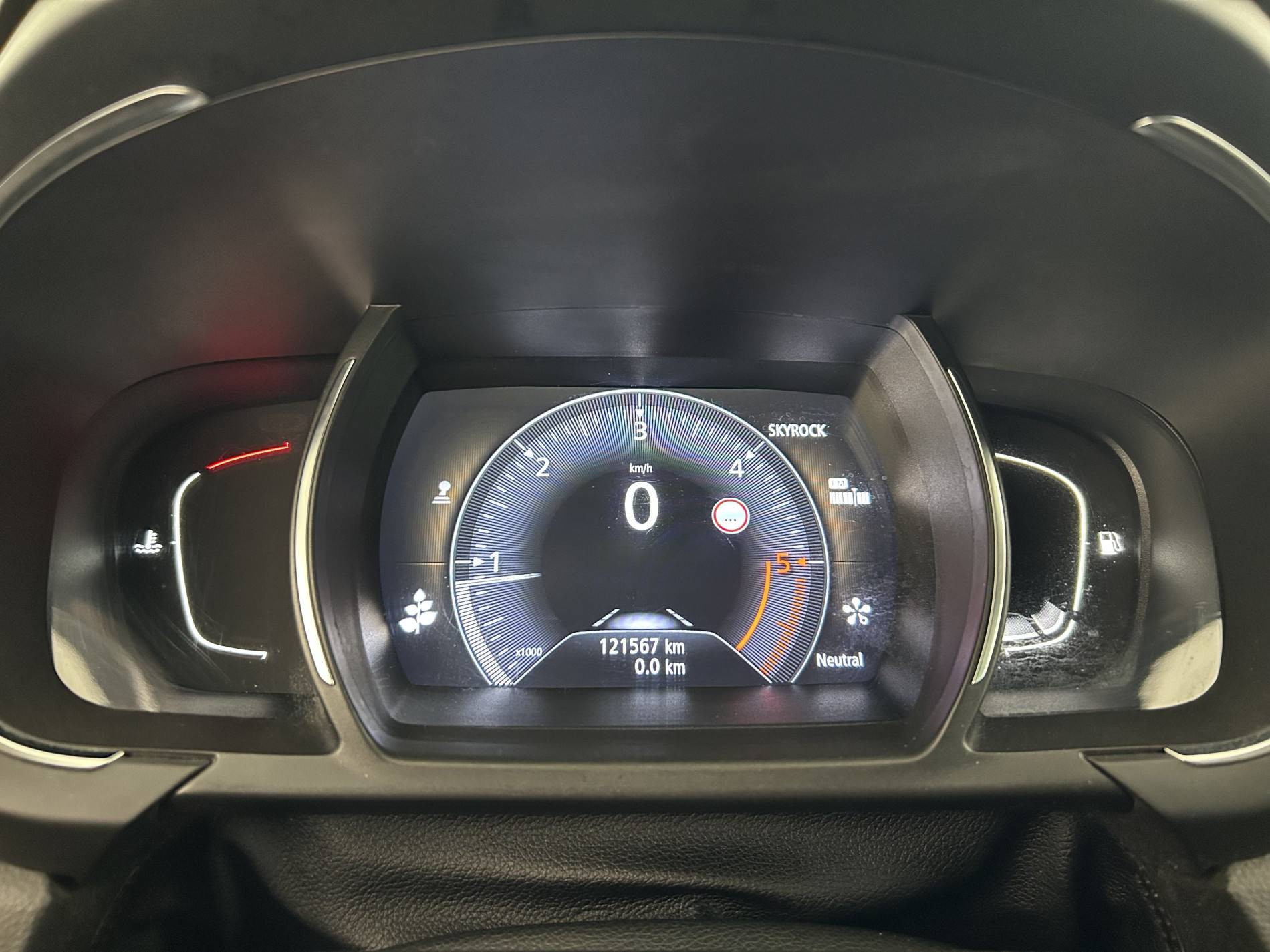 Vente en ligne Renault Grand Scenic 4 Grand Scenic dCi 130 Energy au prix de 14 370 €