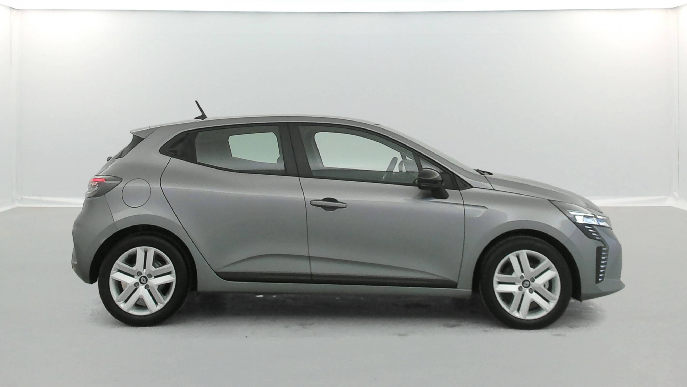 Vente en ligne Renault Clio 5 Clio E-Tech full hybrid 145 ch GSR2 au prix de 20 590 €