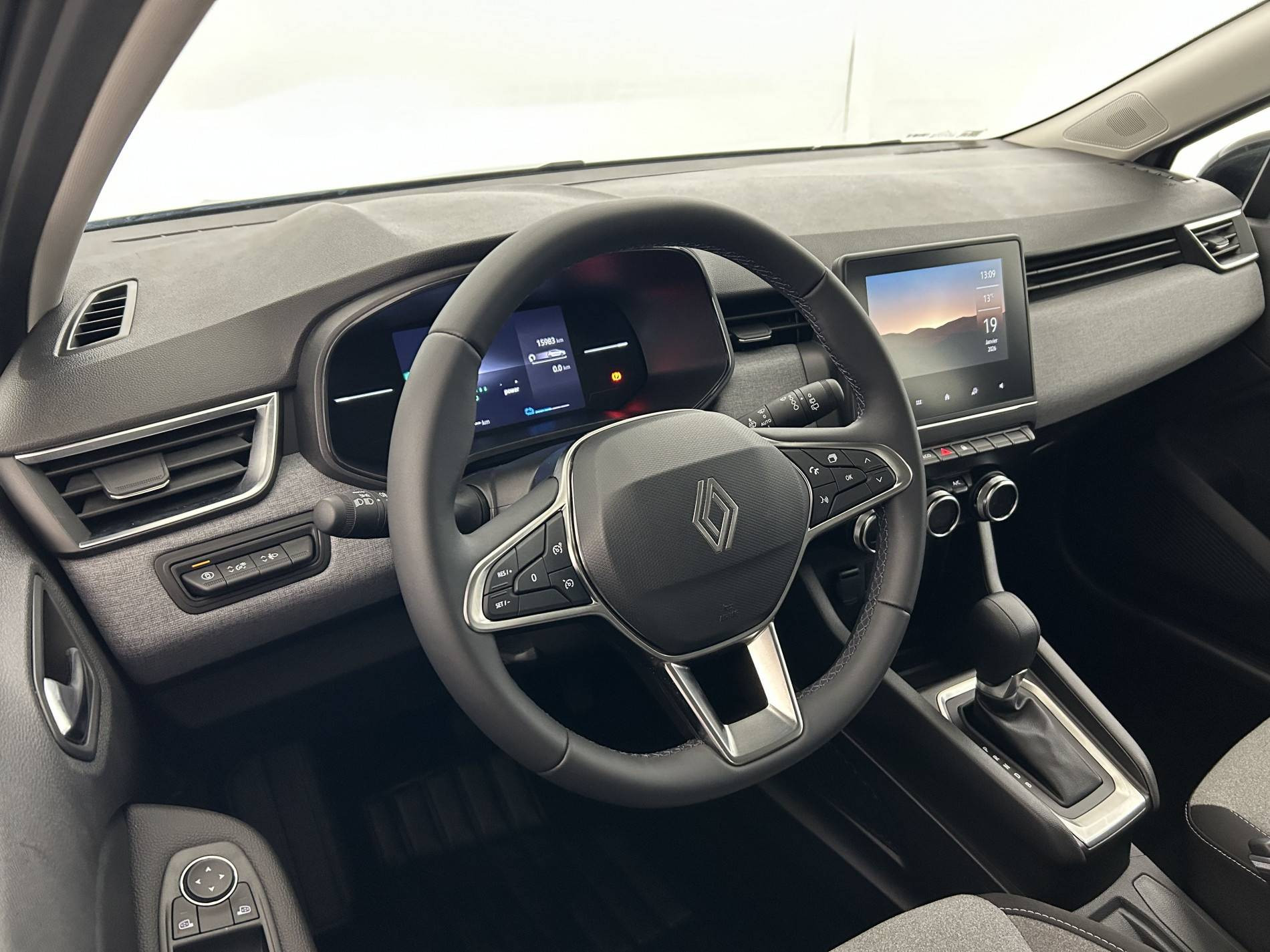 Vente en ligne Renault Clio 5 Clio E-Tech full hybrid 145 ch GSR2 au prix de 20 590 €