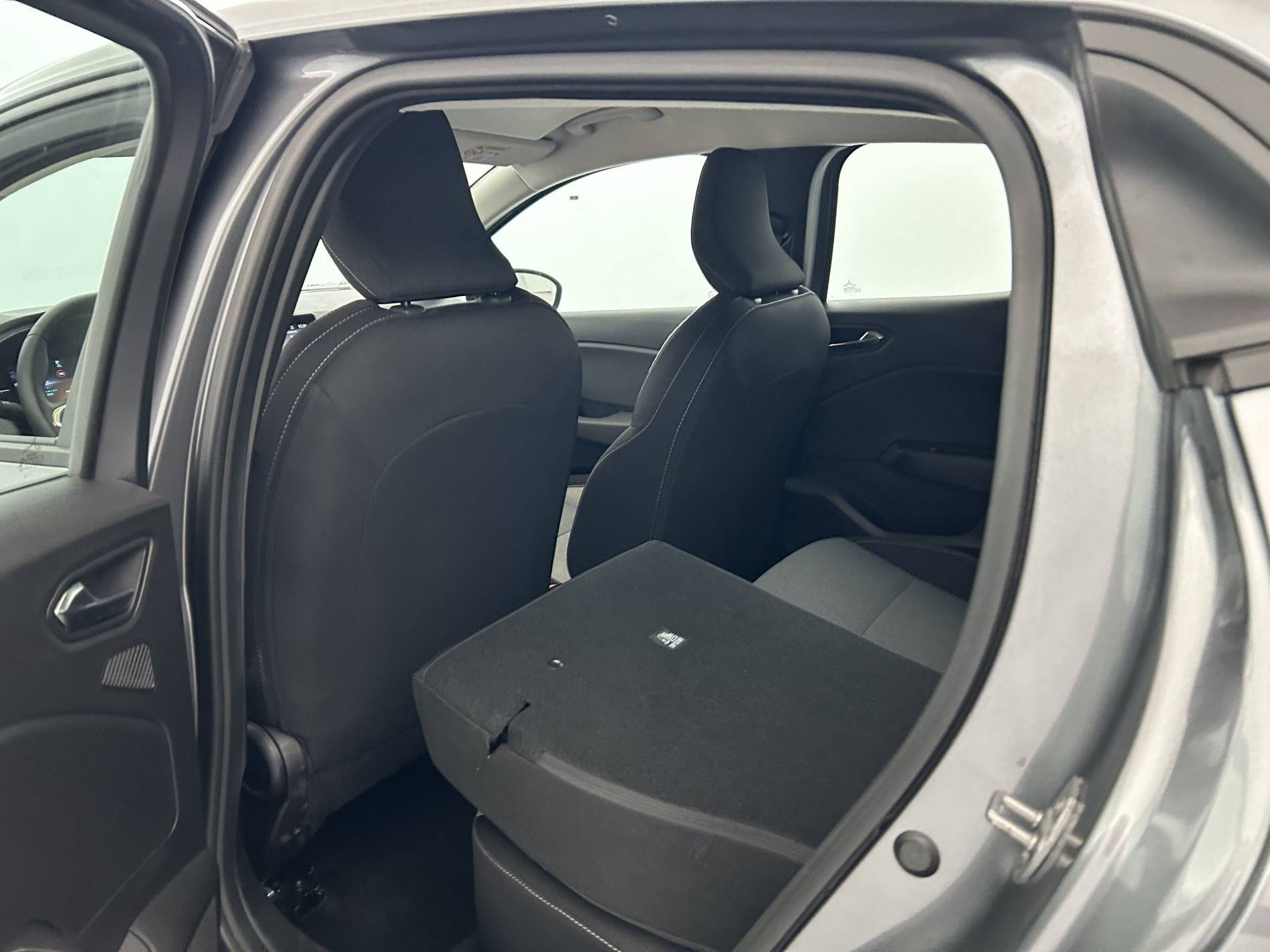 Vente en ligne Renault Clio 5 Clio E-Tech full hybrid 145 ch GSR2 au prix de 20 590 €