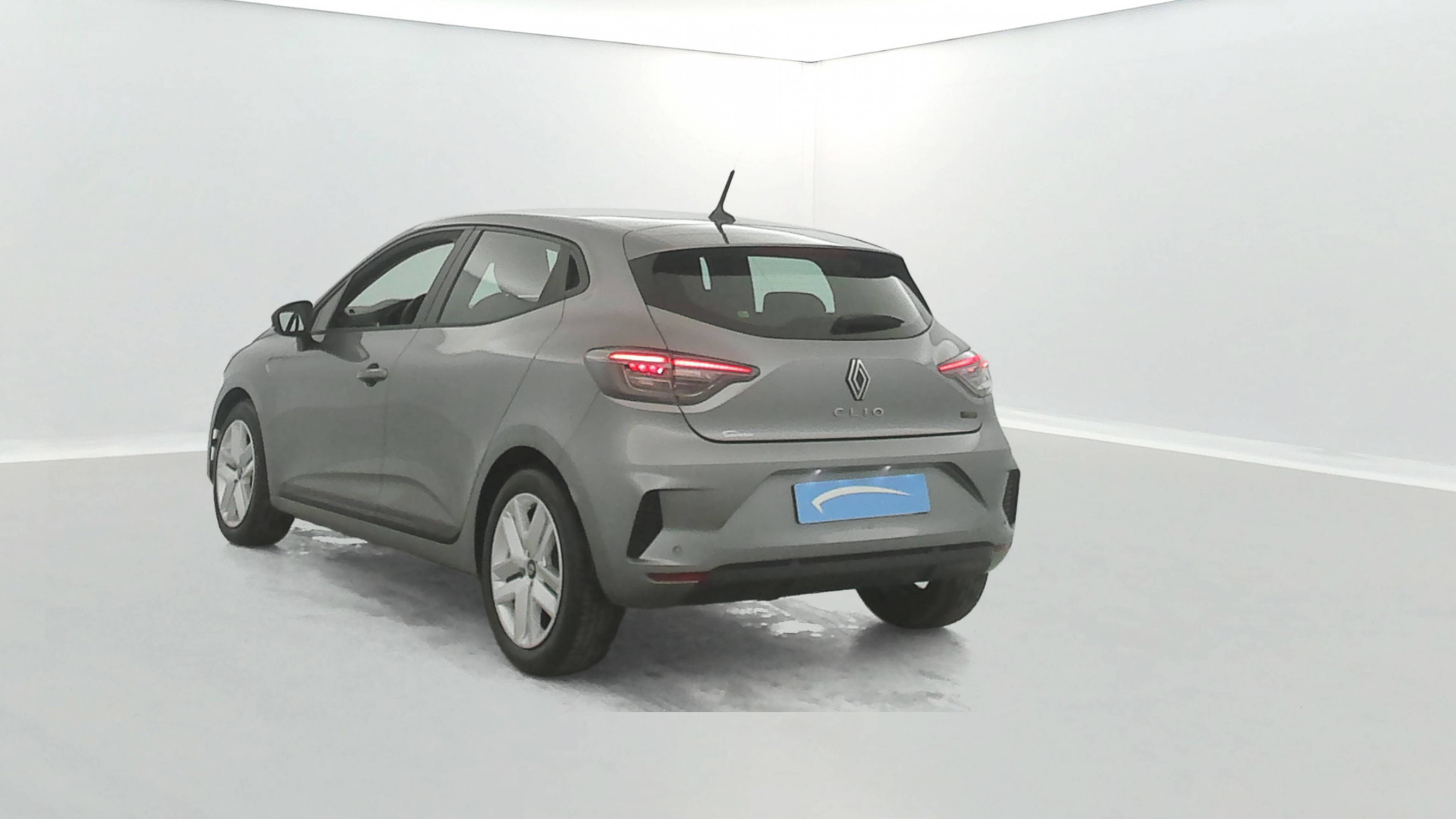 Vente en ligne Renault Clio 5 Clio E-Tech full hybrid 145 ch GSR2 au prix de 20 590 €