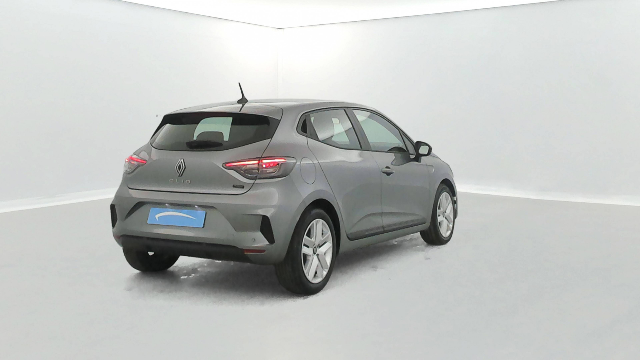 Vente en ligne Renault Clio 5 Clio E-Tech full hybrid 145 ch GSR2 au prix de 20 590 €