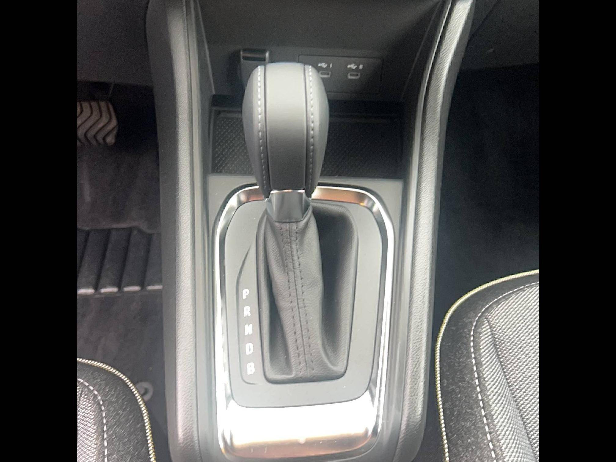 Vente en ligne Renault Captur  E-Tech full hybrid 145 ch au prix de 27 490 €