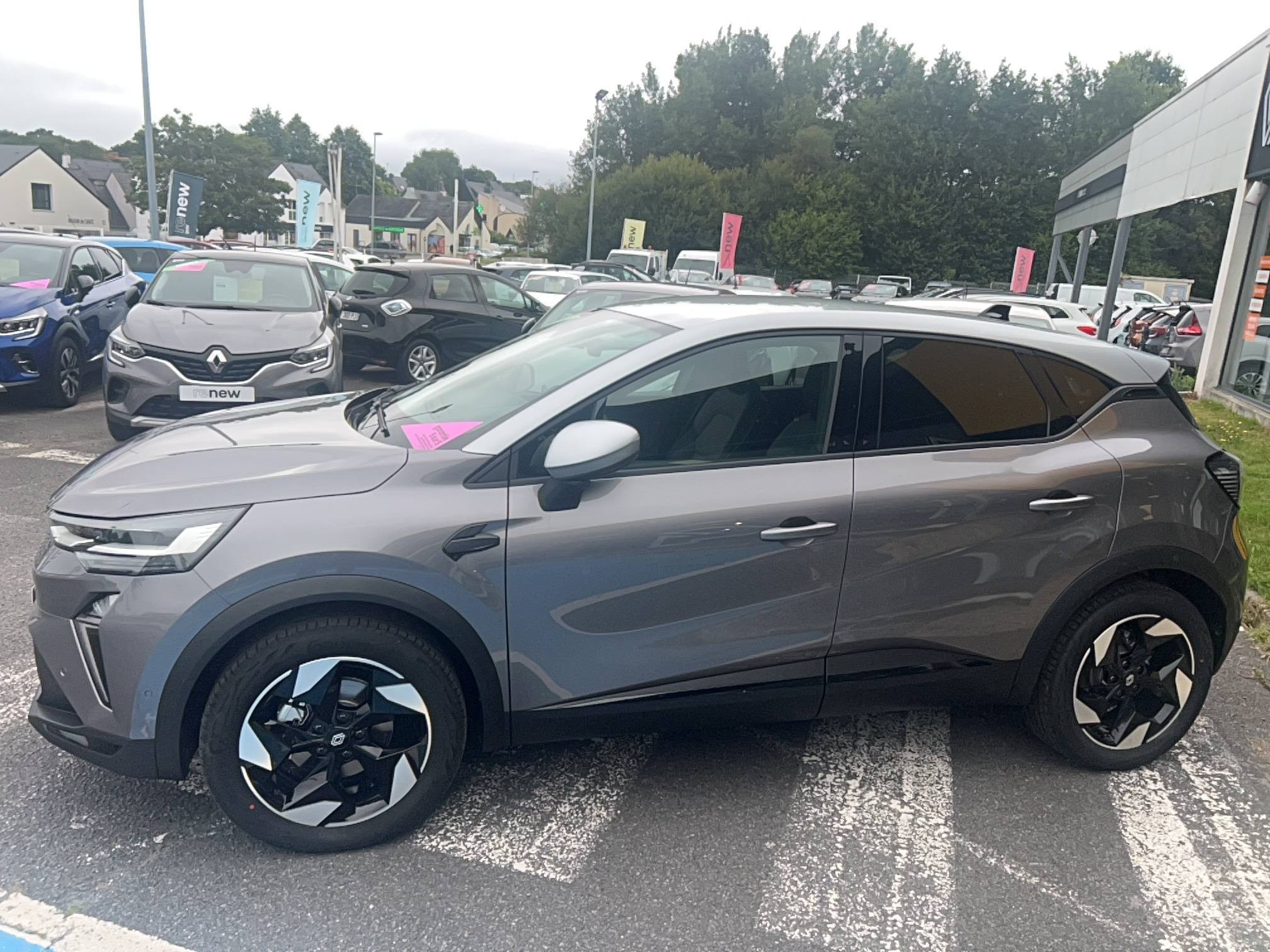 Vente en ligne Renault Captur  E-Tech full hybrid 145 ch au prix de 27 490 €