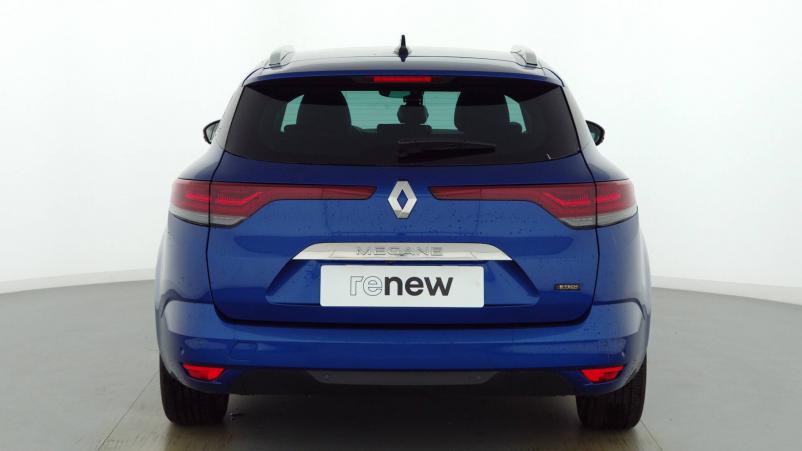 Vente en ligne Renault Megane 4 Estate  E-Tech plug-in hybrid 160 au prix de 26 490 €