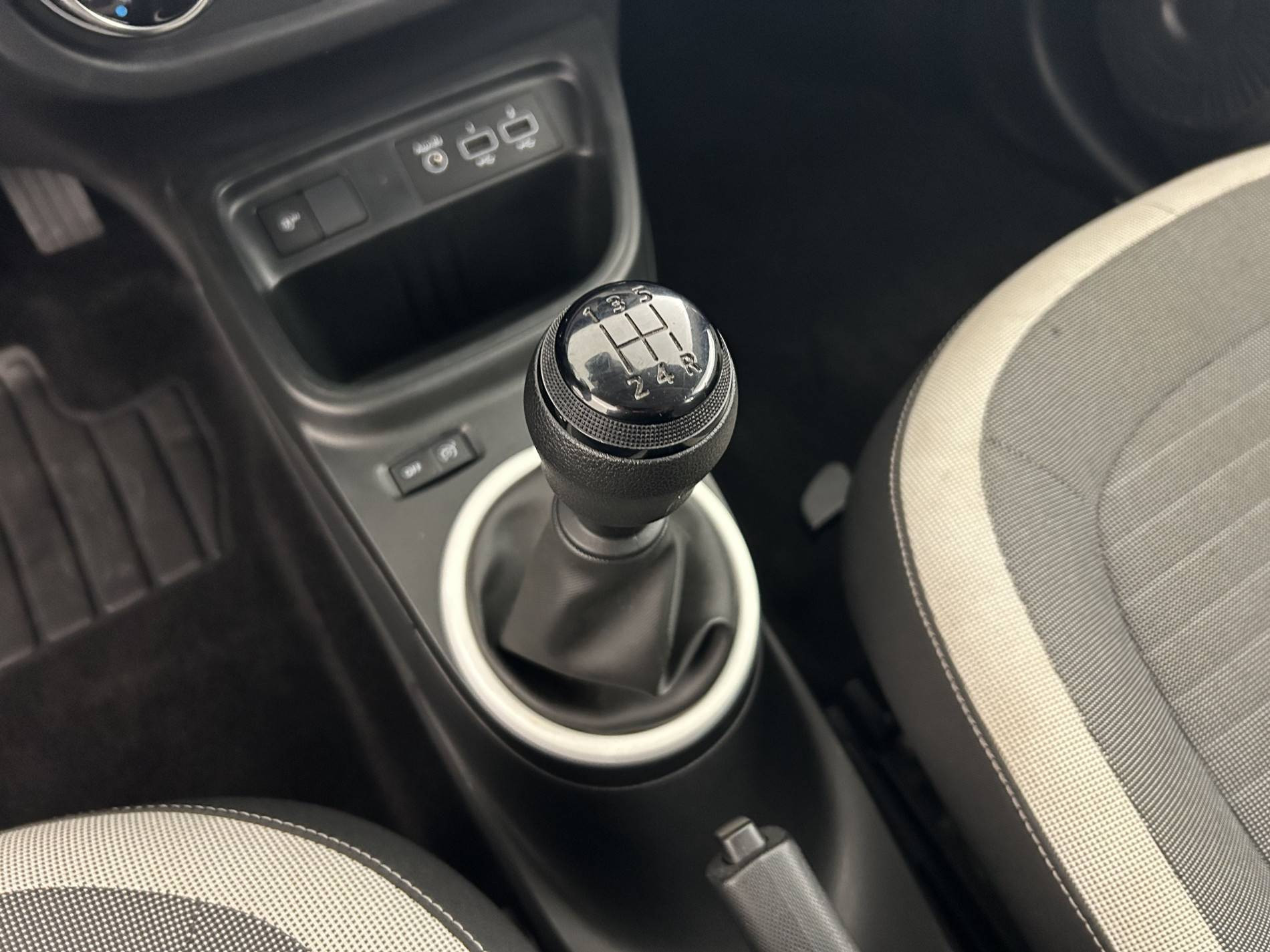 Vente en ligne Renault Twingo 3  SCe 65 au prix de 11 990 €