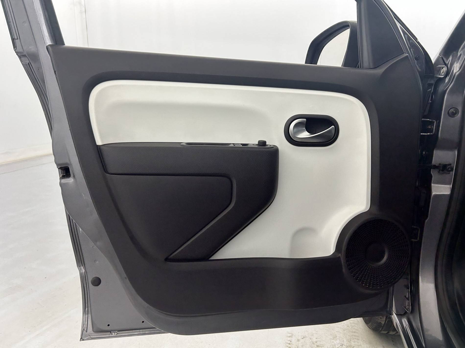 Vente en ligne Renault Twingo 3  SCe 65 au prix de 11 990 €