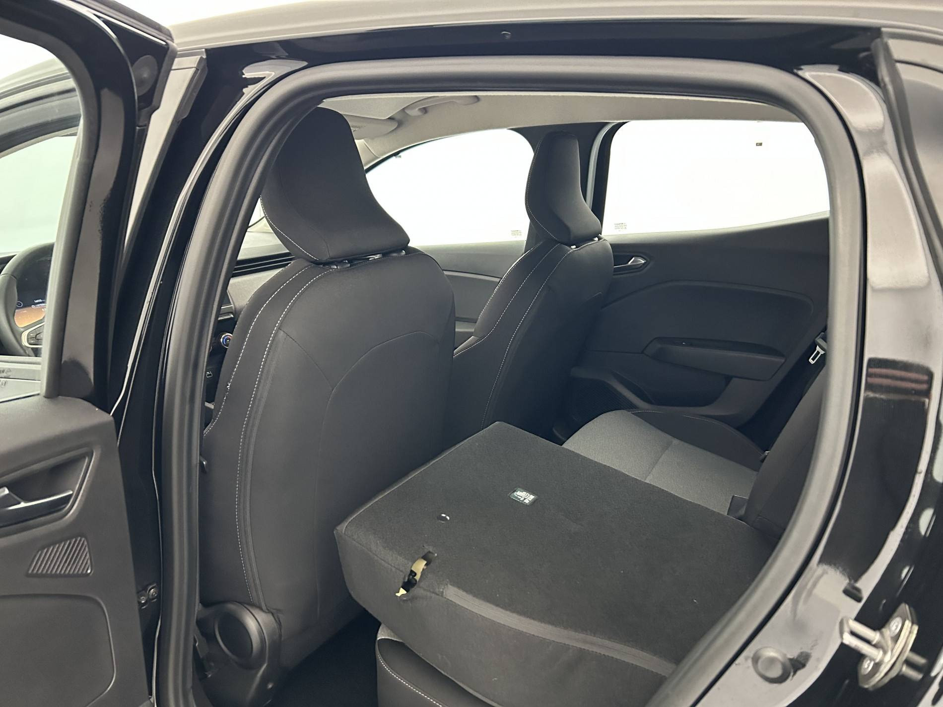 Vente en ligne Renault Clio 5 Clio TCe 90 au prix de 15 490 €