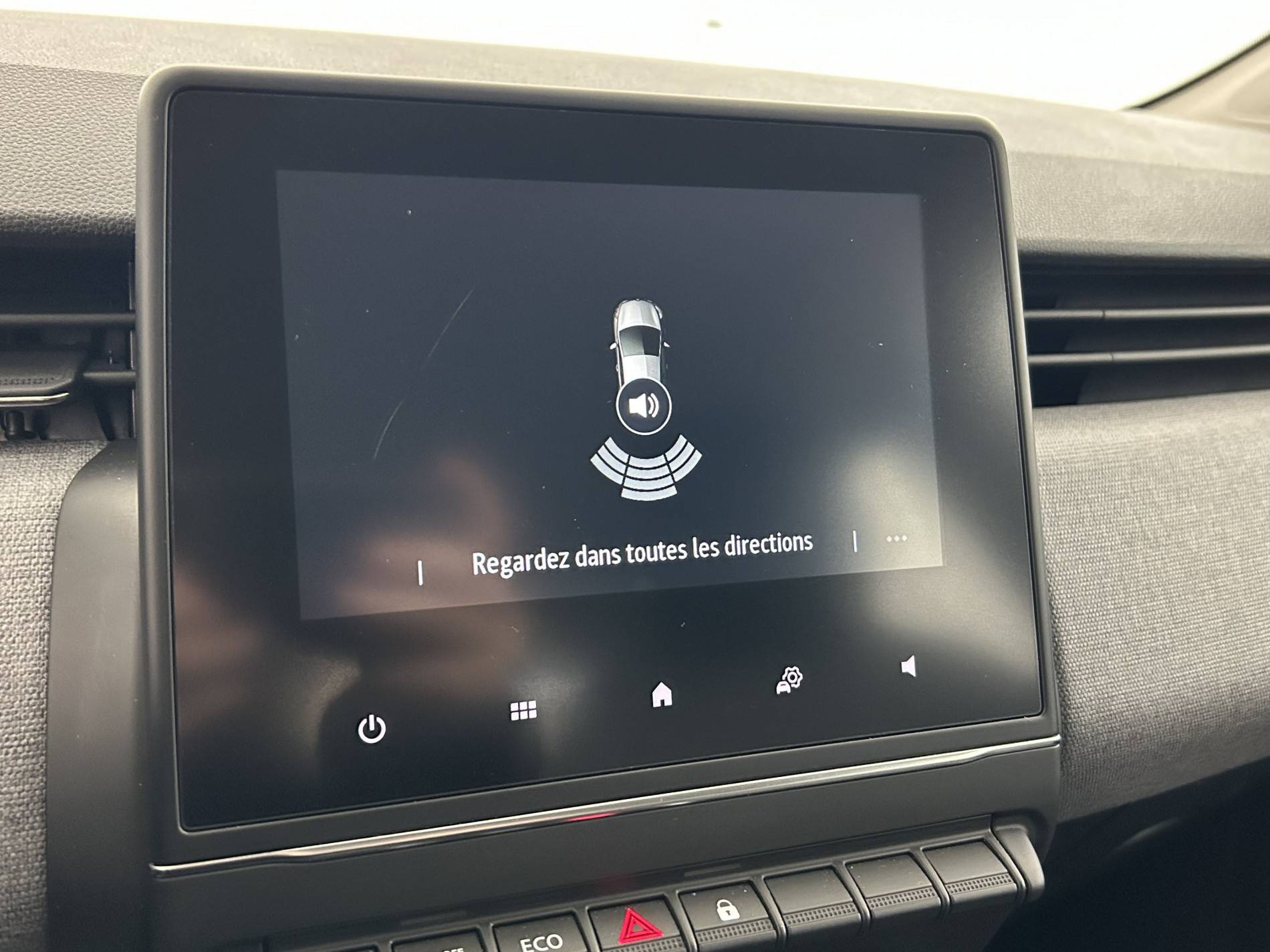 Vente en ligne Renault Clio 5 Clio TCe 90 au prix de 15 490 €