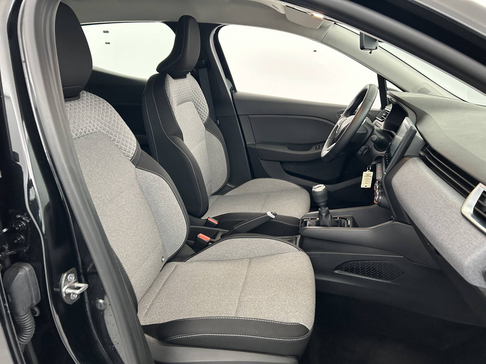 Vente en ligne Renault Clio 5 Clio TCe 90 au prix de 15 490 €