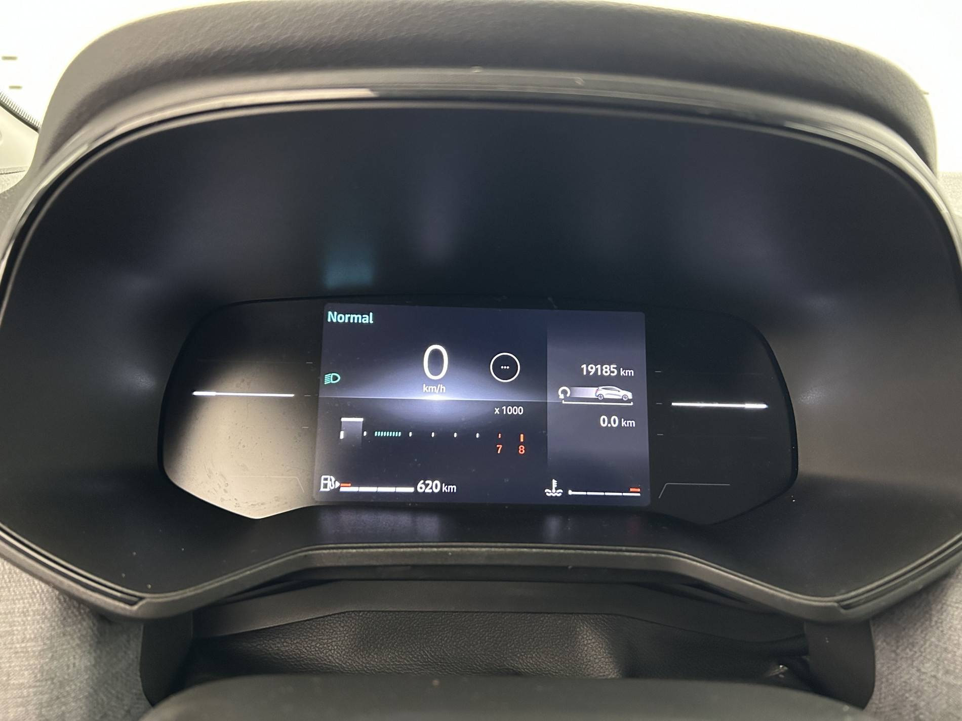 Vente en ligne Renault Clio 5 Clio TCe 90 au prix de 15 990 €