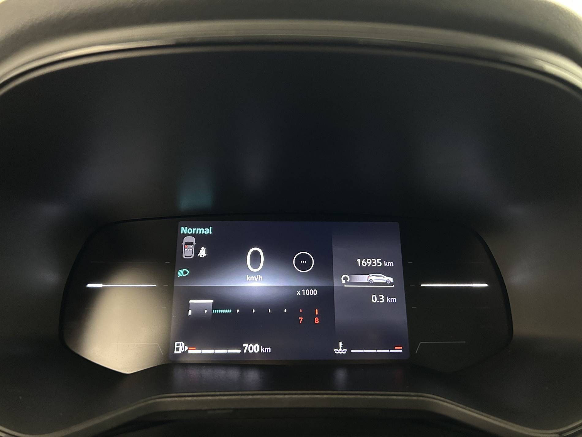 Vente en ligne Renault Clio 5 Clio TCe 90 au prix de 15 490 €