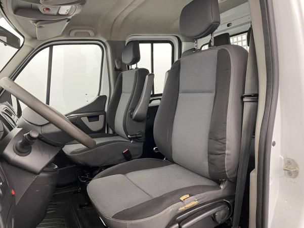 Vente en ligne Renault Master 3 Fourgon MASTER CC PROPULSION L3 3.5t 2.3 dCi 125+ au prix de 16 990 €