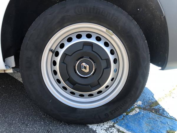Vente en ligne Renault Kangoo Van  BLUE DCI 95 au prix de 19 390 €
