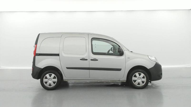 Vente en ligne Renault Kangoo Express  1.5 DCI 75 E6 au prix de 12 990 €