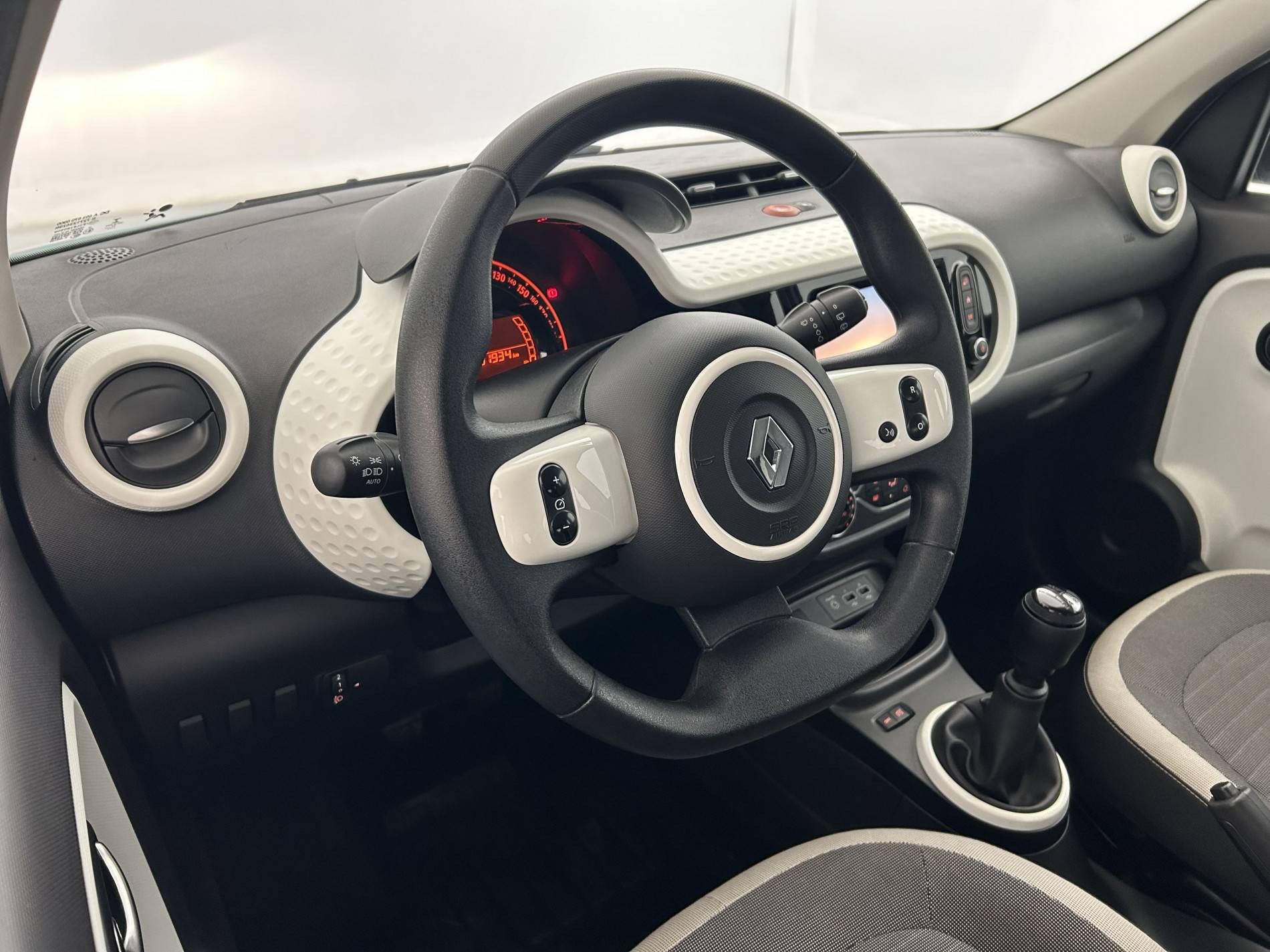 Vente en ligne Renault Twingo 3  SCe 65 au prix de 11 990 €