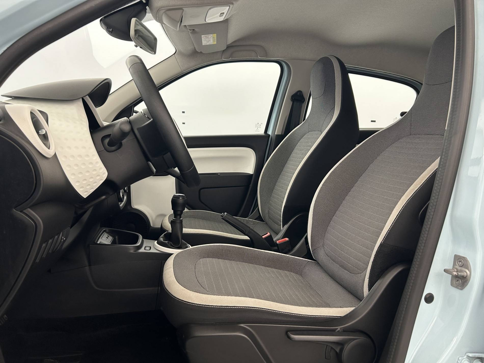 Vente en ligne Renault Twingo 3  SCe 65 au prix de 11 990 €