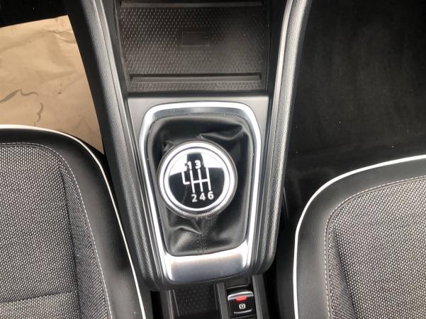 Vente en ligne Renault Captur  TCe 140 - 21 au prix de 18 490 €
