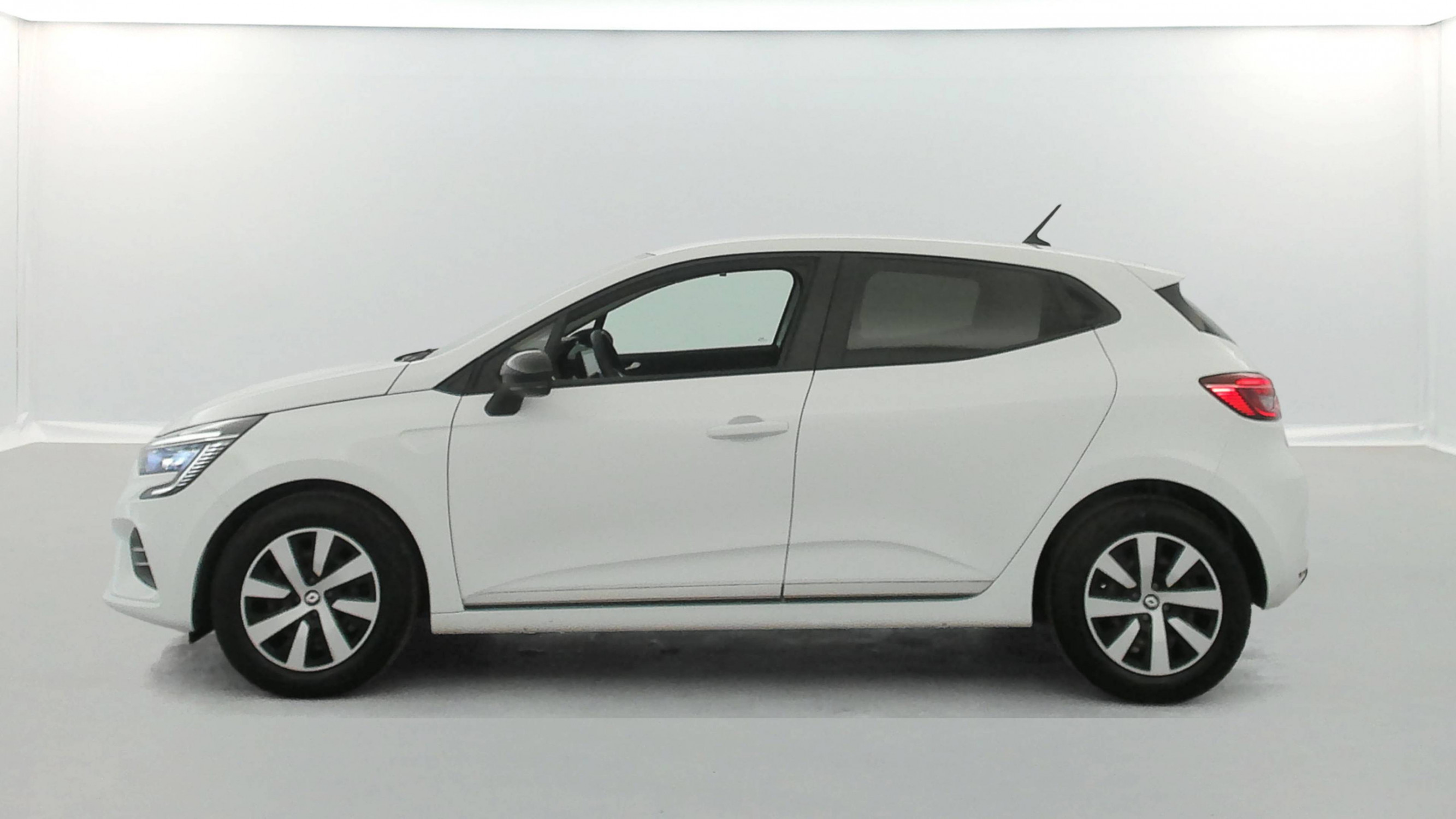 Vente en ligne Renault Clio 5 Clio SCe 65 au prix de 14 370 €