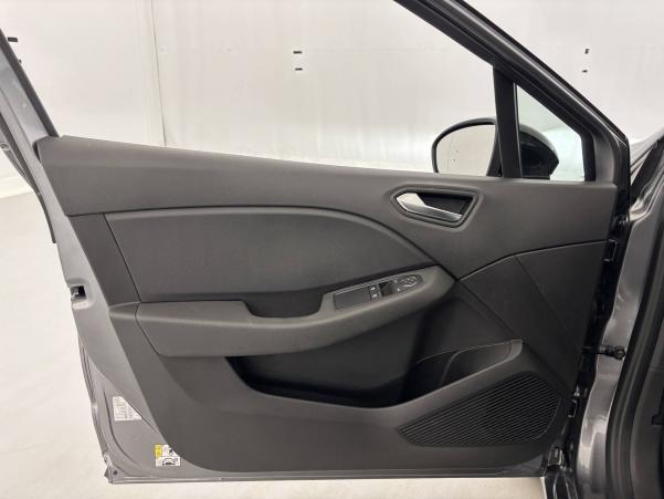 Vente en ligne Renault Clio 5 Clio TCe 90 au prix de 14 870 €