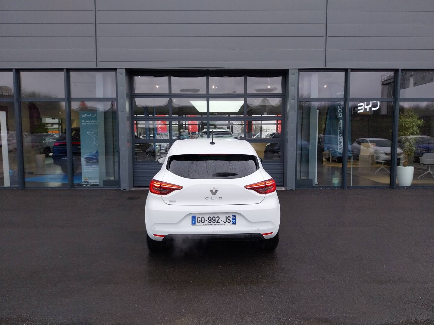 Vente en ligne Renault Clio 5 Clio TCe 90 au prix de 14 950 €