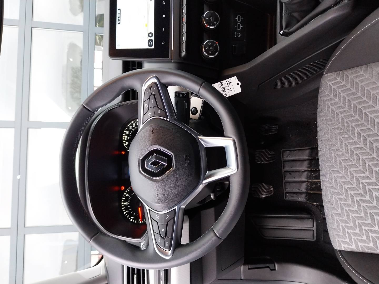 Vente en ligne Renault Clio 5 Clio TCe 90 au prix de 14 950 €