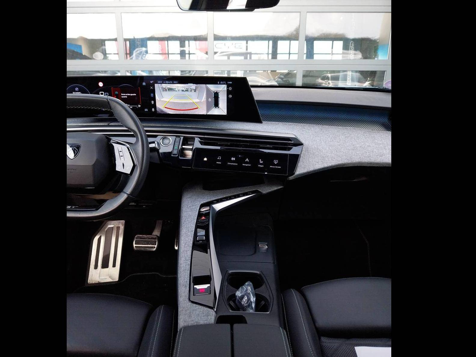 Vente en ligne Peugeot 3008  Hybrid 136 e-DCS6 au prix de 30 990 €