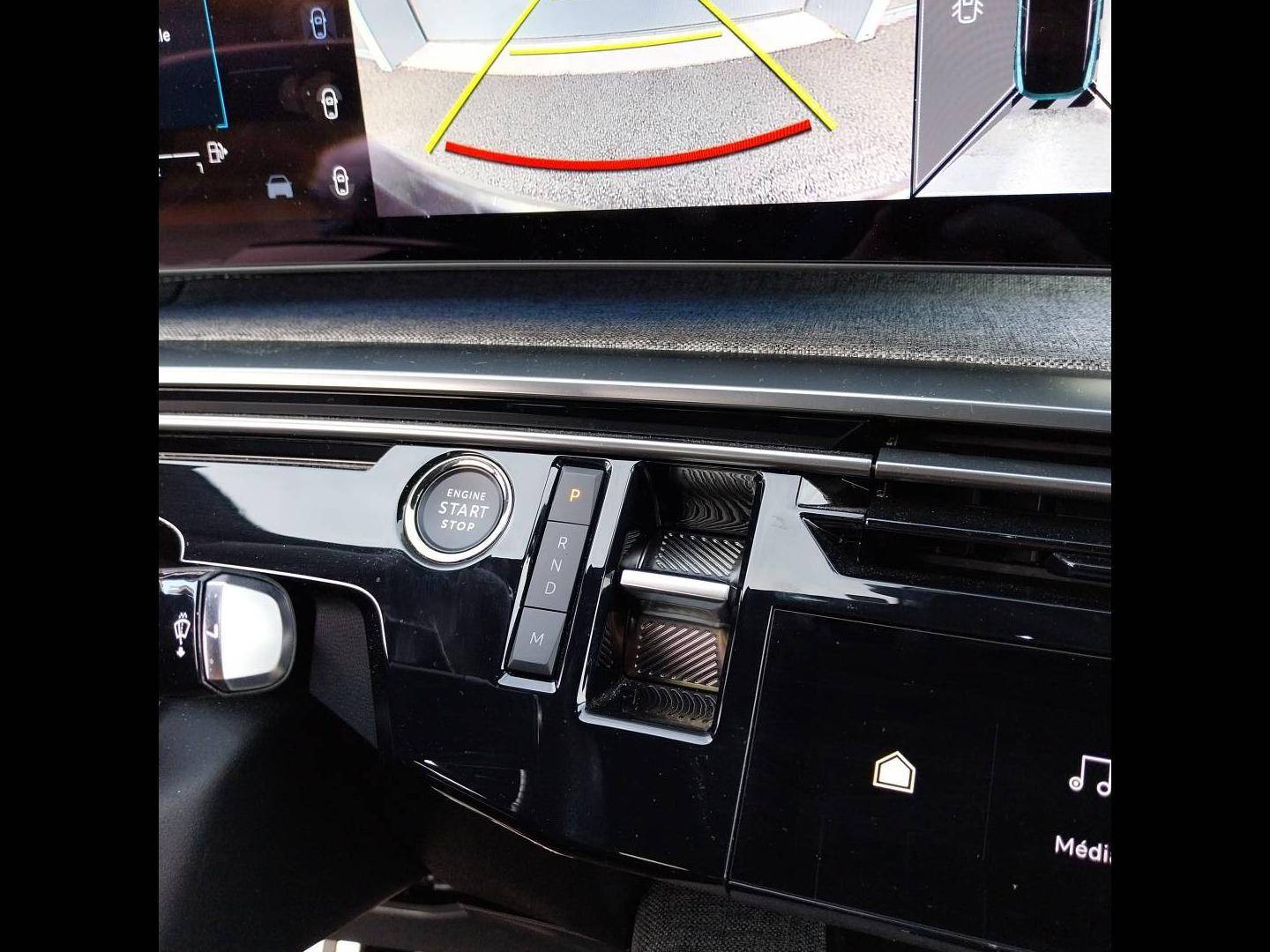 Vente en ligne Peugeot 3008  Hybrid 136 e-DCS6 au prix de 30 990 €