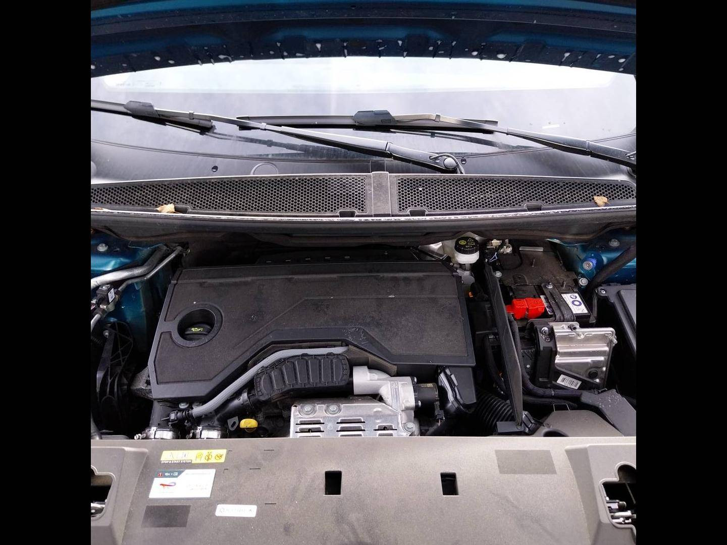 Vente en ligne Peugeot 3008  Hybrid 136 e-DCS6 au prix de 30 990 €