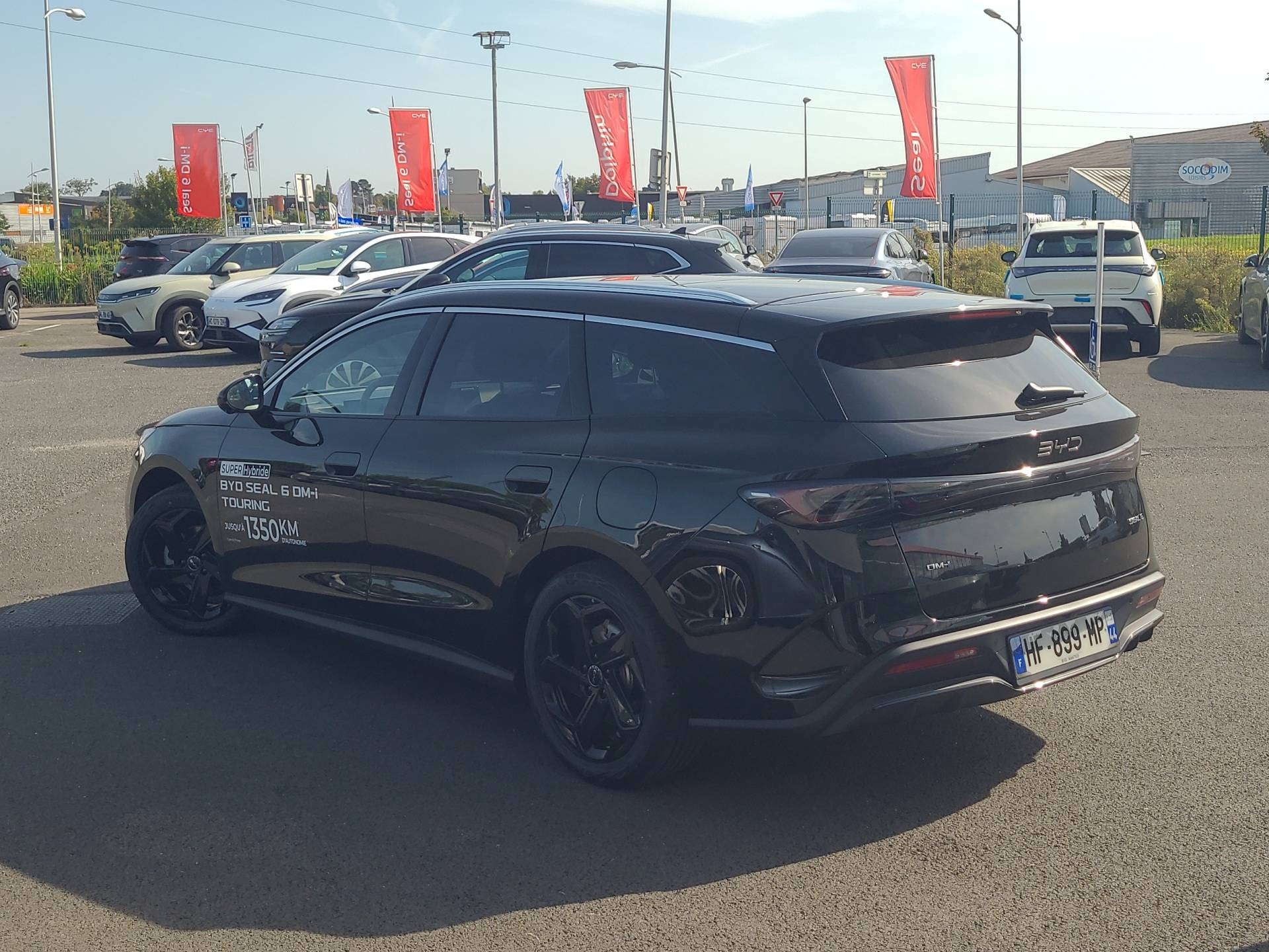 Vente en ligne Byd Seal 6 DM-i Touring  1.5l DM-i 156 kW PHEV au prix de 39 990 €