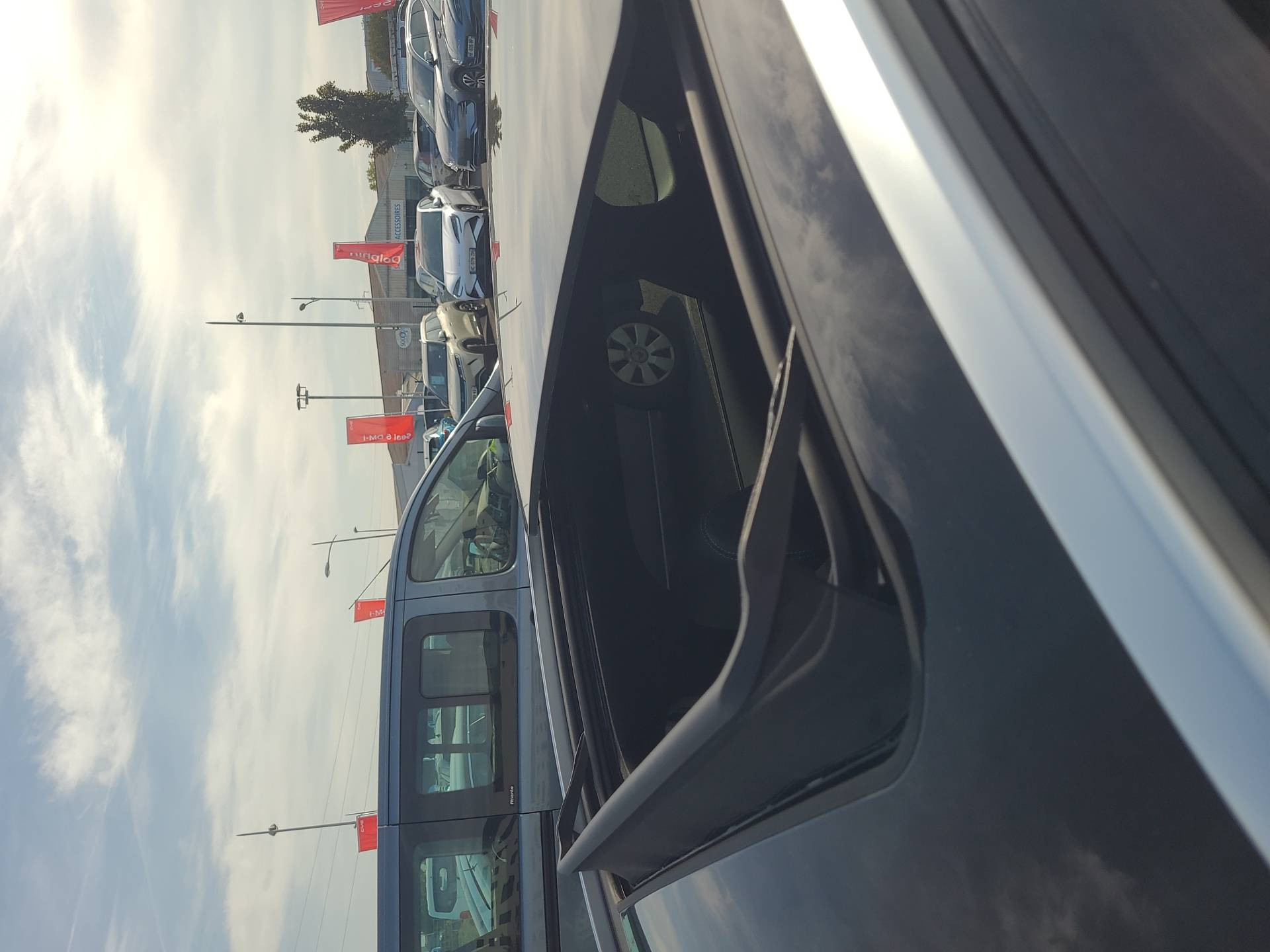 Vente en ligne Byd Seal 6 DM-i Touring  1.5l DM-i 156 kW PHEV au prix de 39 990 €