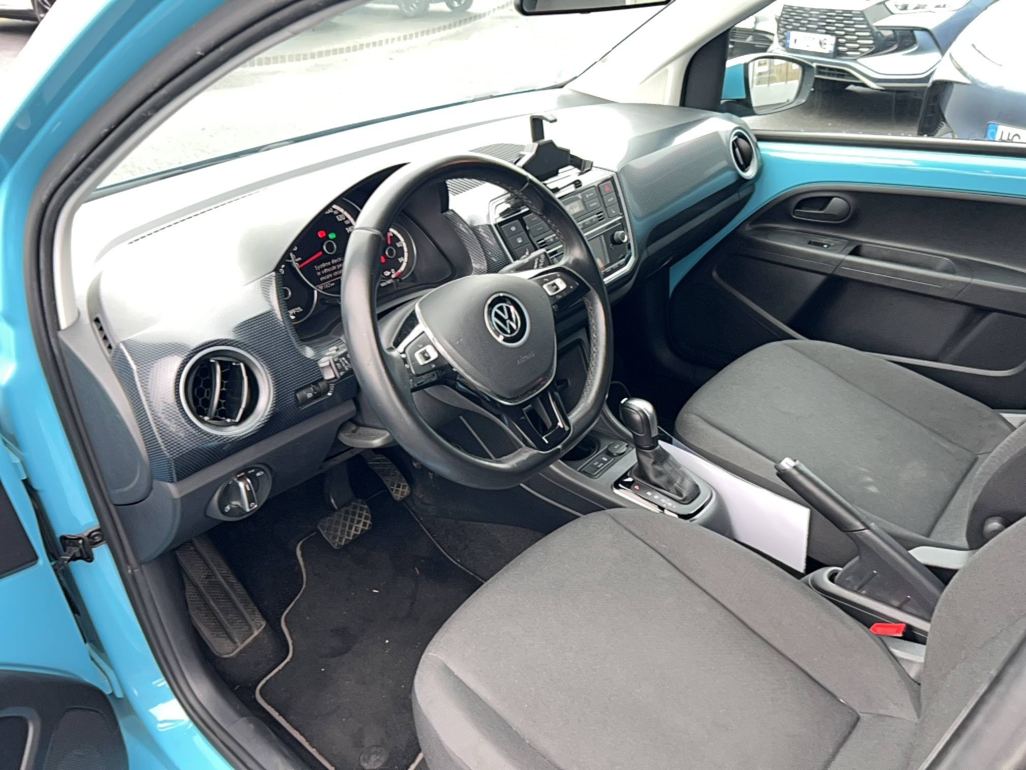 Vente en ligne Volkswagen E-Up  Electrique au prix de 9 990 €