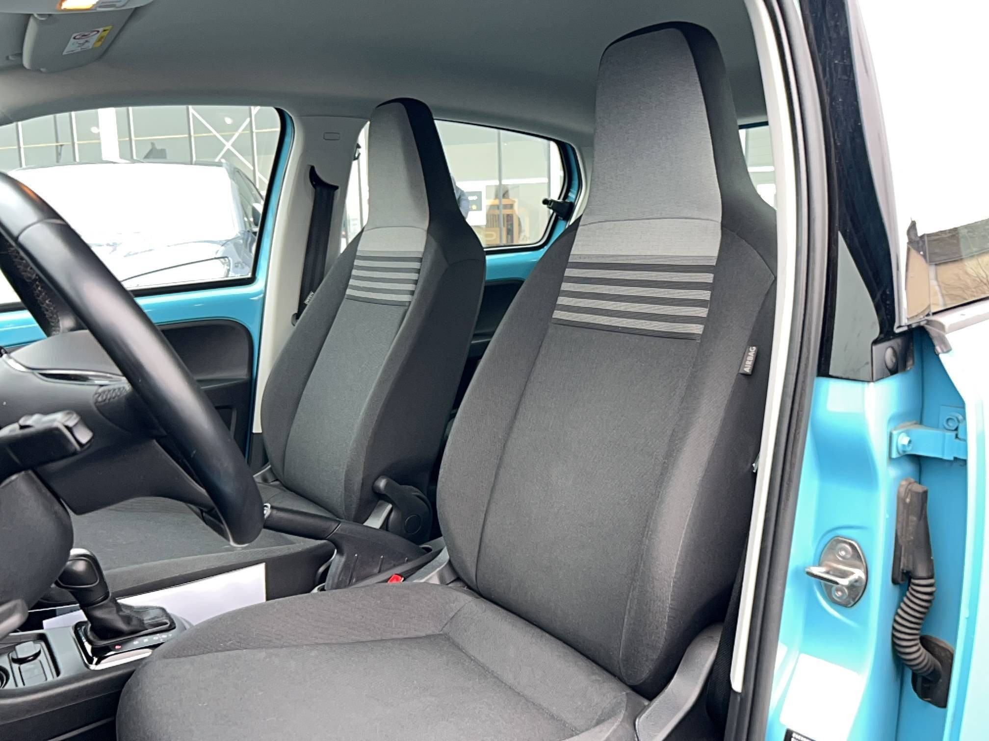 Vente en ligne Volkswagen E-Up  Electrique au prix de 9 990 €