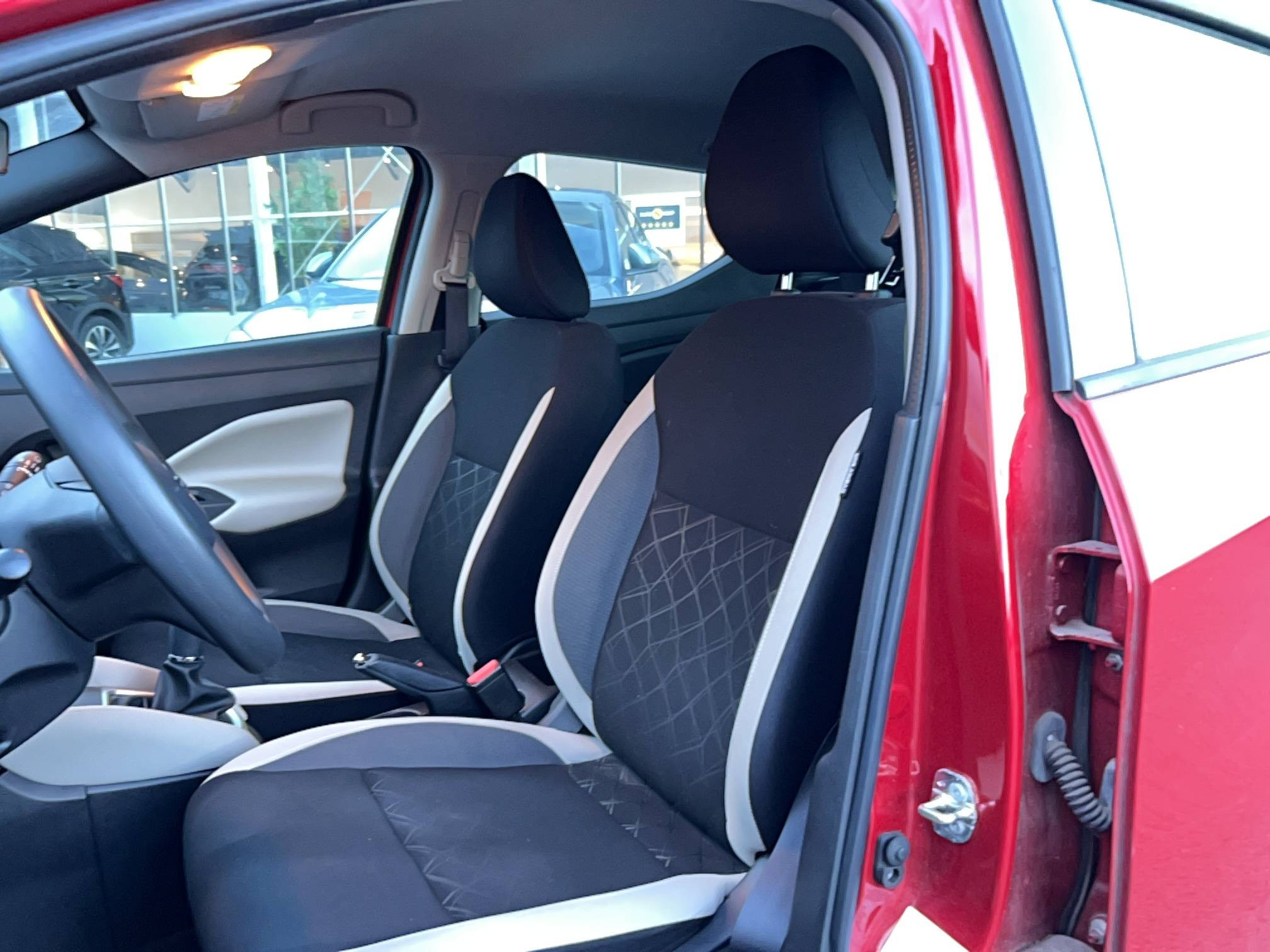 Vente en ligne Nissan Micra Micra 1.0 - 71 au prix de 9 990 €