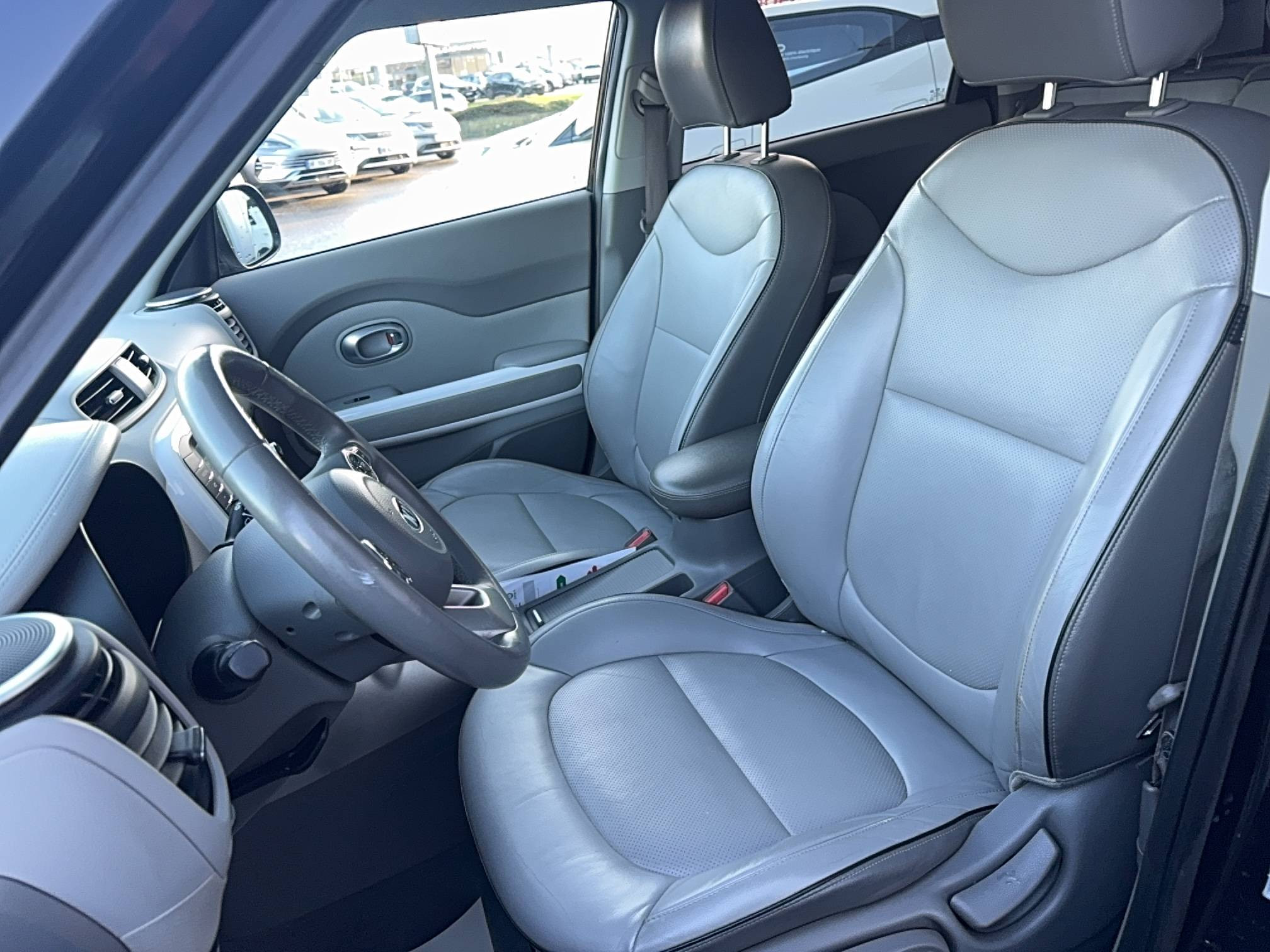 Vente en ligne Kia e-Soul Soul EV Electrique 110 ch au prix de 6 990 €