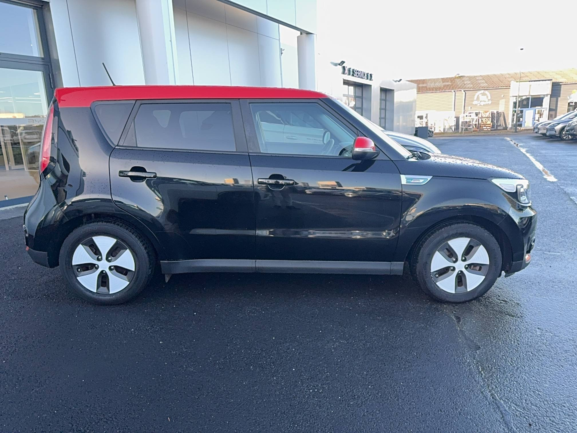 Vente en ligne Kia e-Soul Soul EV Electrique 110 ch au prix de 6 990 €