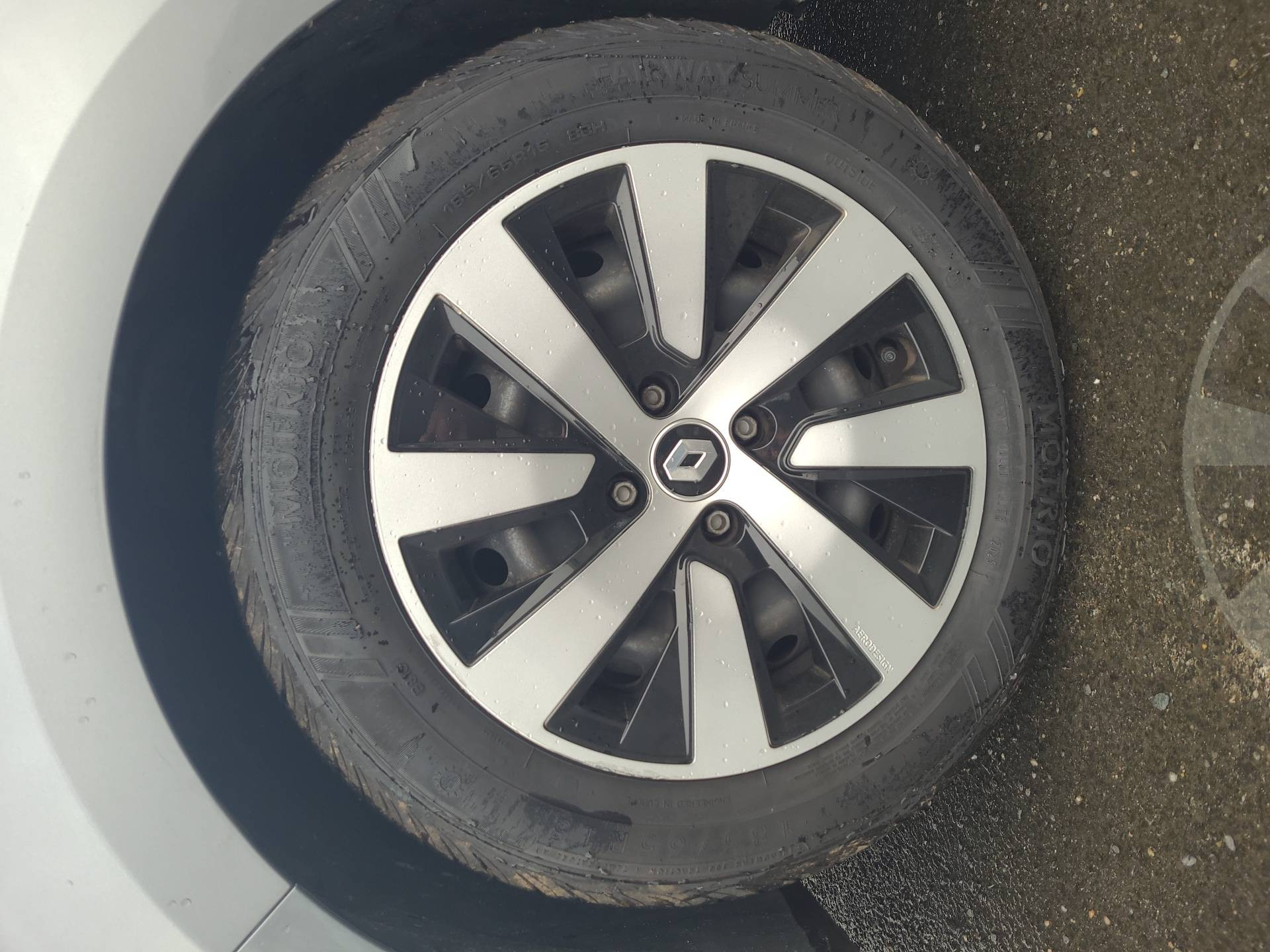 Vente en ligne Renault Clio 5 Clio TCe 90 au prix de 13 990 €