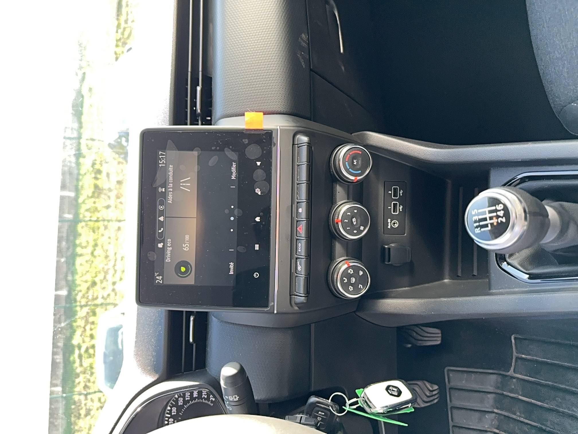 Vente en ligne Renault Clio 5 Clio TCe 90 au prix de 15 990 €