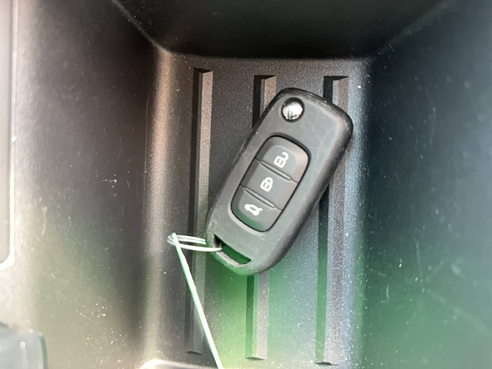 Vente en ligne Renault Clio 5 Clio TCe 90 au prix de 15 990 €