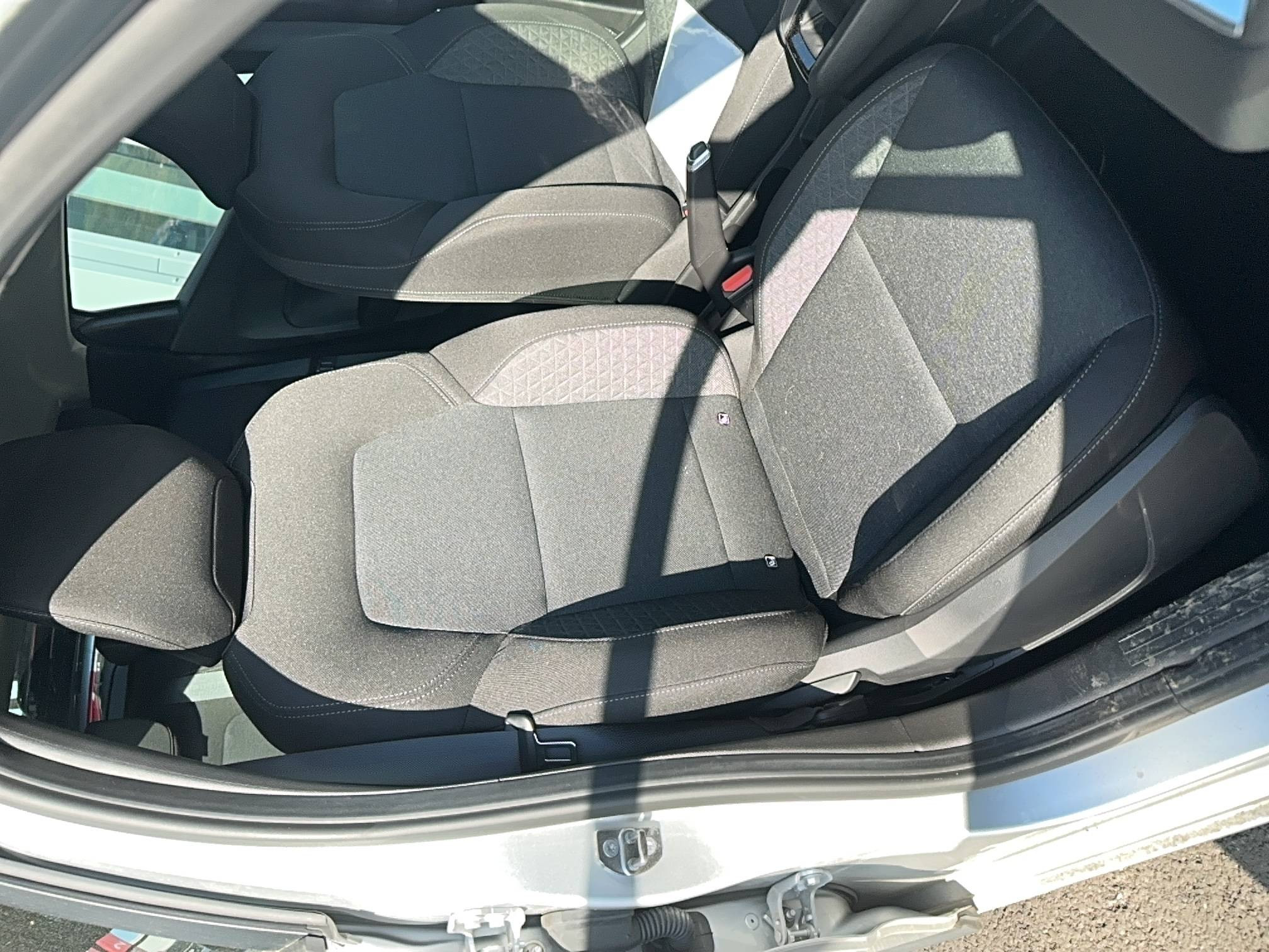 Vente en ligne Renault Clio 5 Clio TCe 90 au prix de 15 990 €