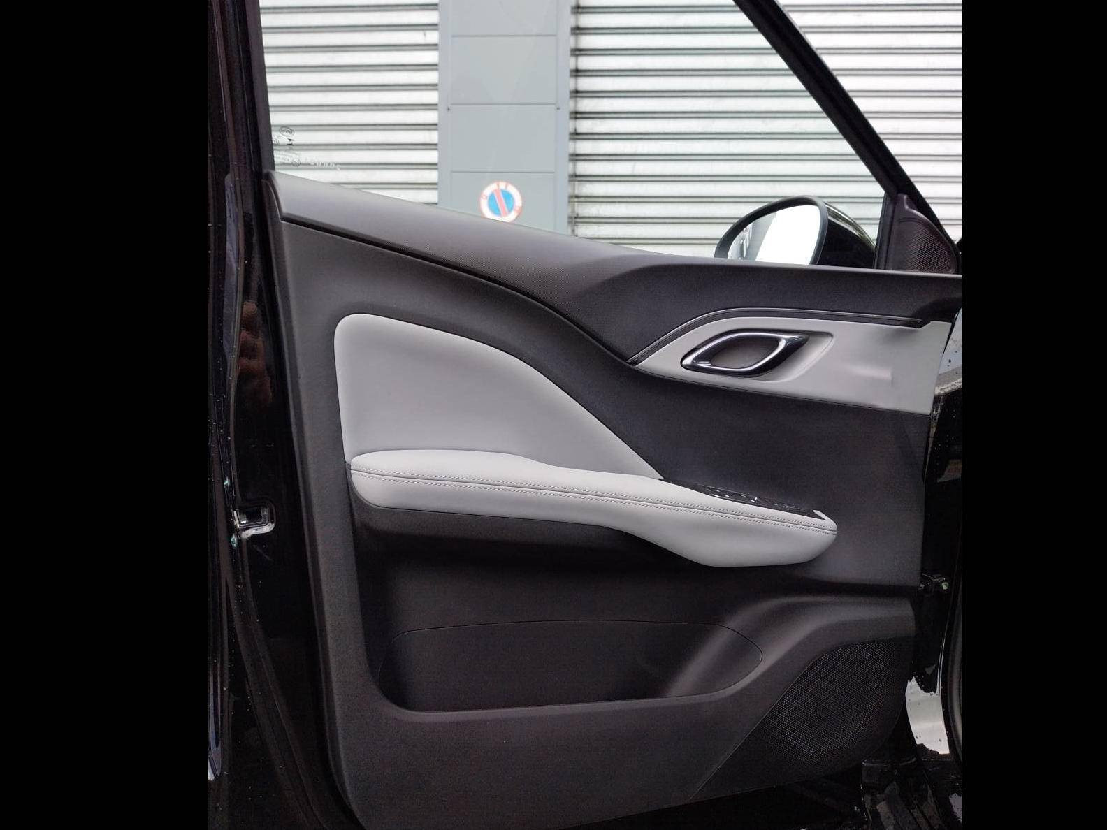 Vente en ligne Byd Dolphin Surf  43.2 kWh 156 ch au prix de 23 940 €