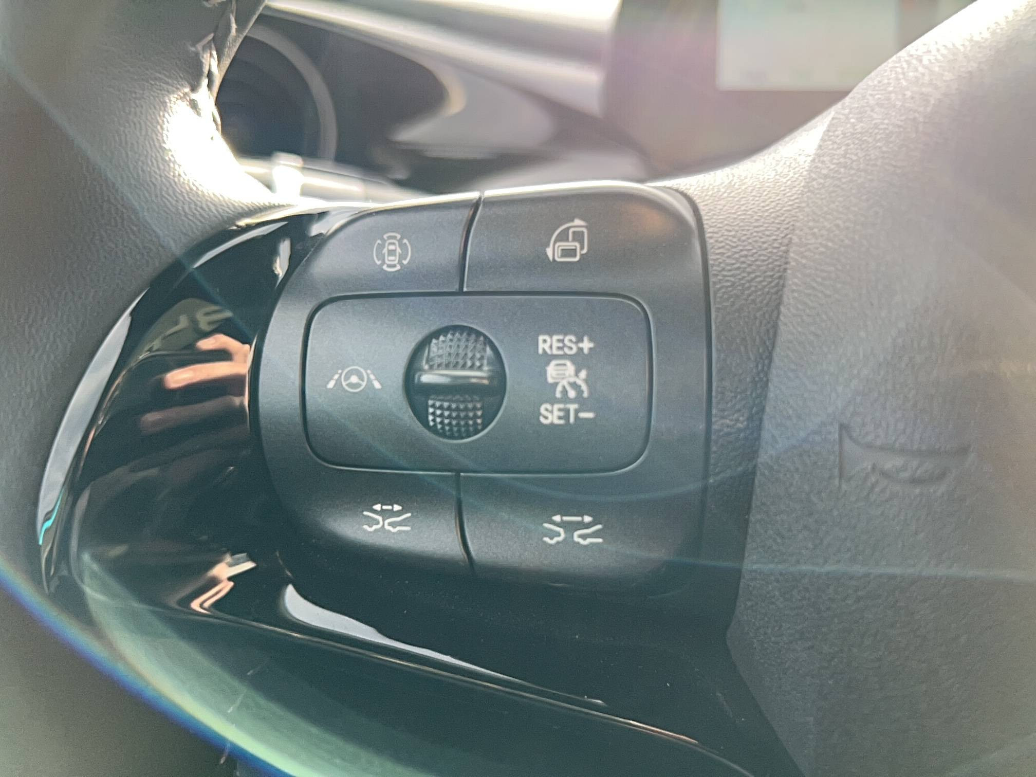 Vente en ligne Byd Dolphin  60,4 kWh 204 ch au prix de 27 990 €